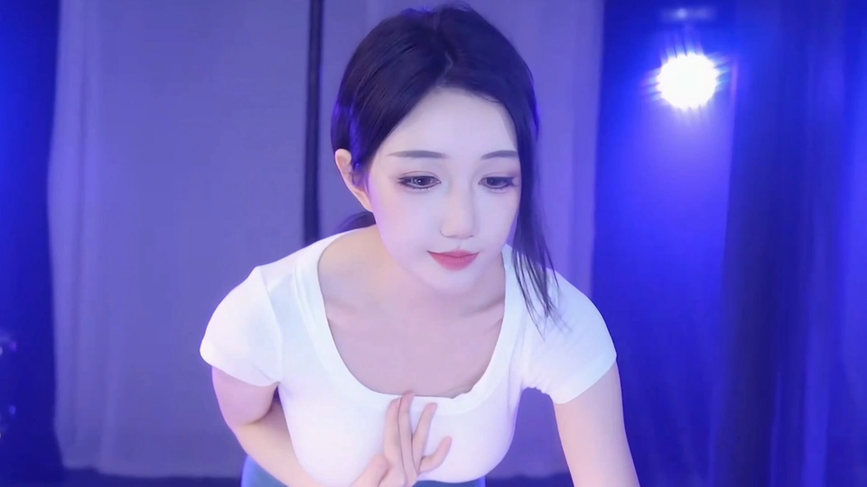 污污的视频在线免费看高清内容推荐四